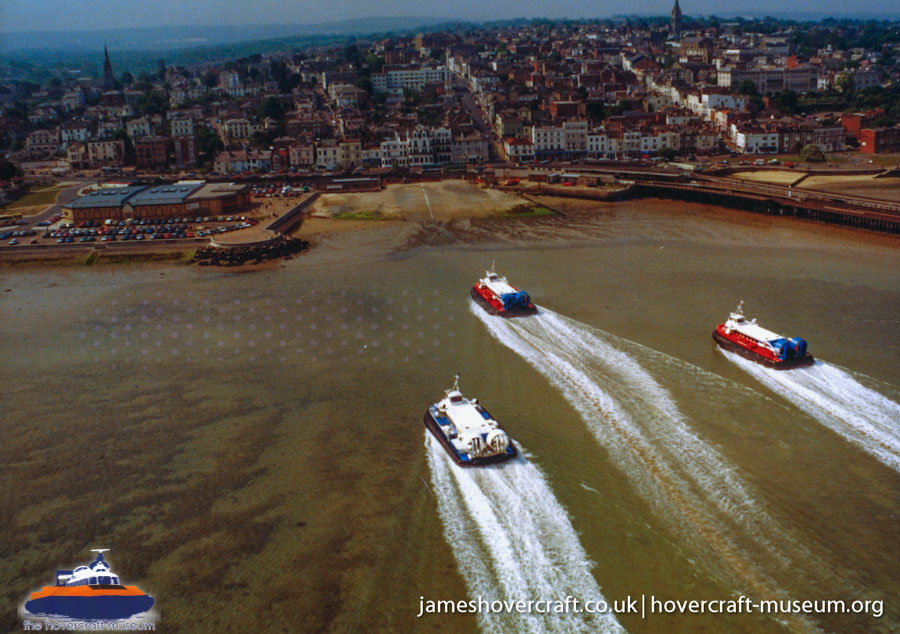 AP1-88 hovercraft promotional day by BHC -  (credit: The <a href='http://www.hovercraft-museum.org/' target='_blank'>Hovercraft Museum Trust</a>).